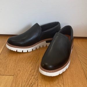 Casual Black Oxfords - 7.5